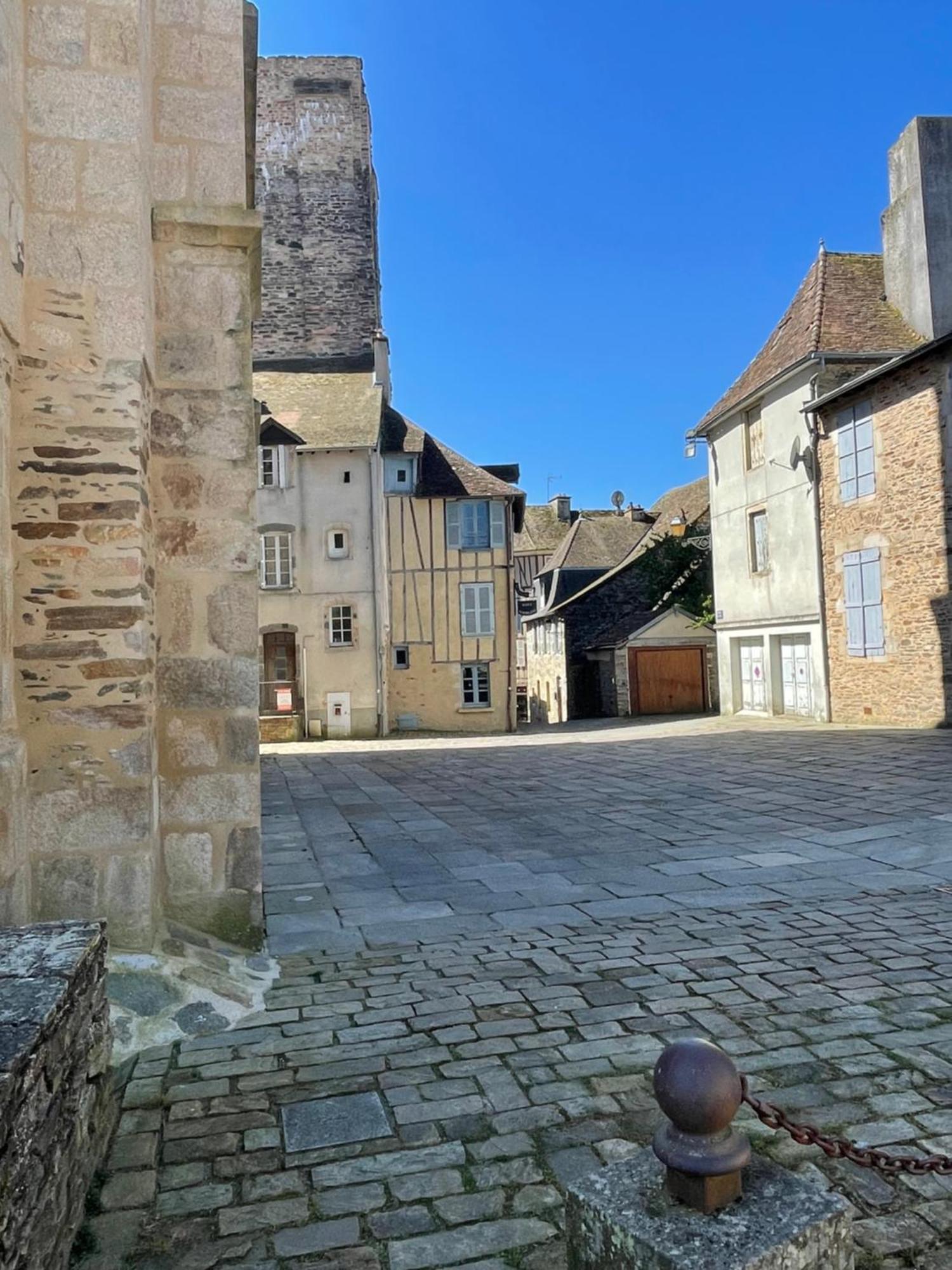 Delightful French Rustic Studio Jumilhac-le-Grand Extérieur photo